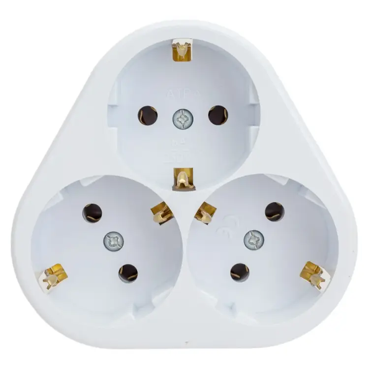 Трехместная розетка SVET РС16-5301 SV0302-0025