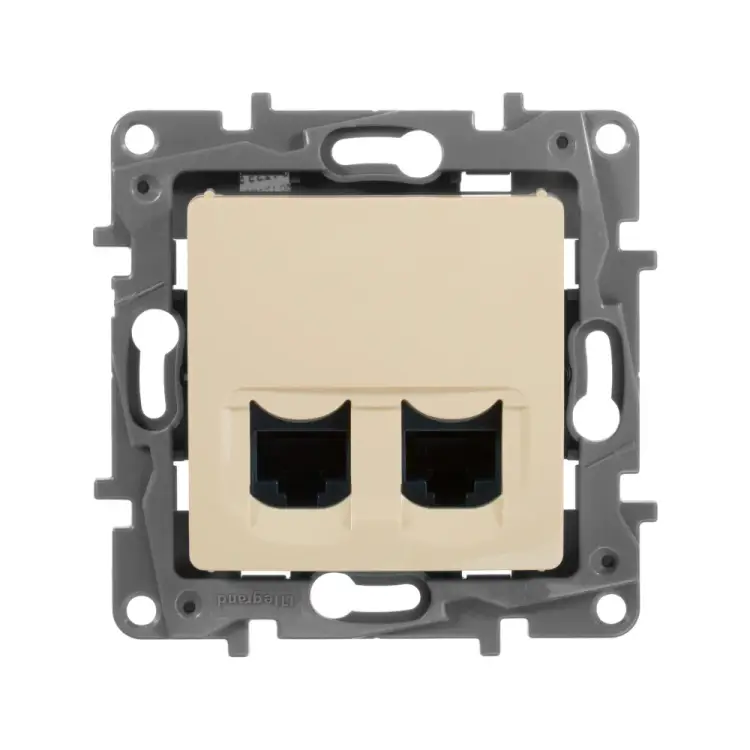 Двойная розетка Legrand Etika 672355