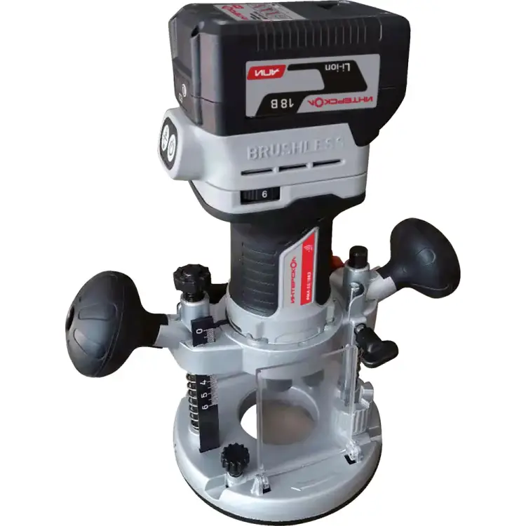 Бесщеточный аккумуляторный фрезер Интерскол ФМА-55/18ВЭ 695.1.0.70