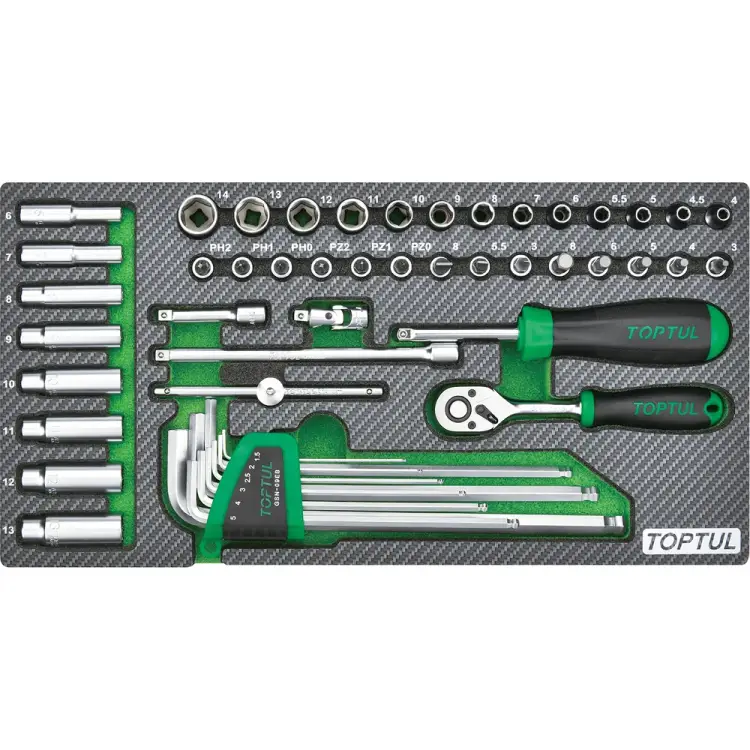 Набор головок и аксессуаров TOPTUL GEA5004