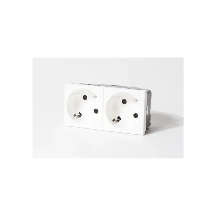 Электрическая розетка SPL 200003
