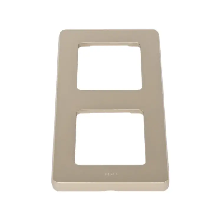 Рамка Legrand INSPIRIA 673948