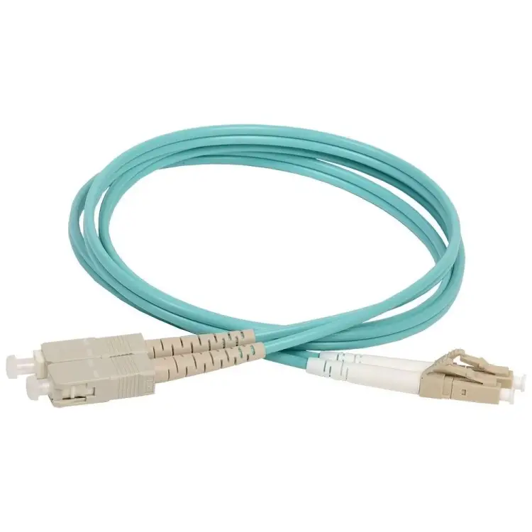 Оптический соединительный коммутационный патч-корд ITK FPC5003-LCU-SCU-C2L-1M
