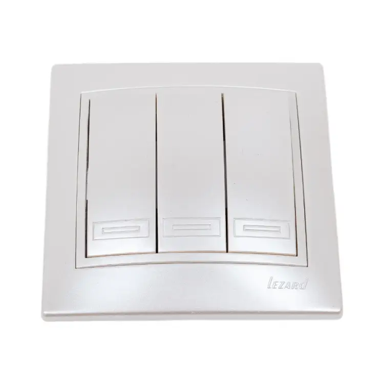 Тройной выключатель Lezard MIRA 701-3030-109