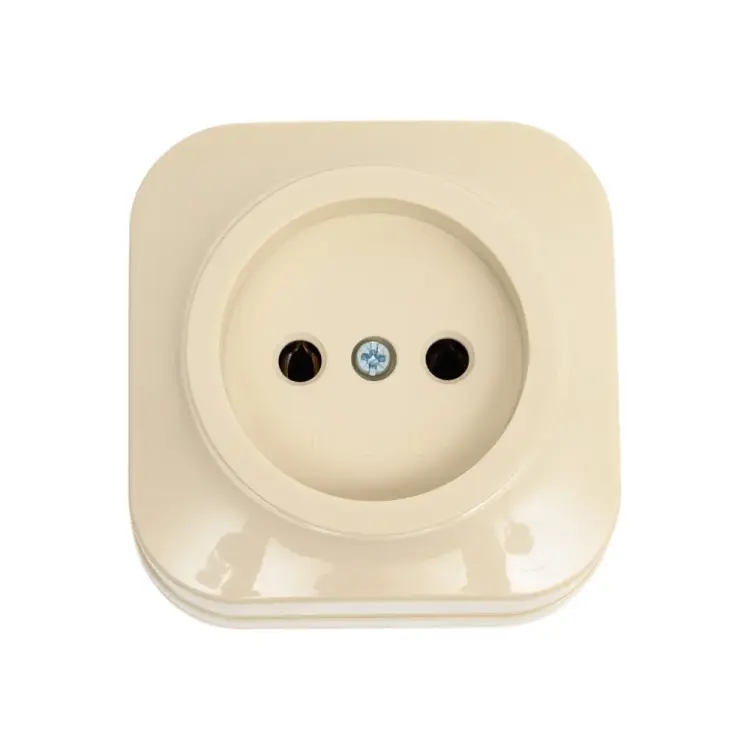 Одноместная розетка IEK GLORY РС20-2-ХК ERH10-K33-10