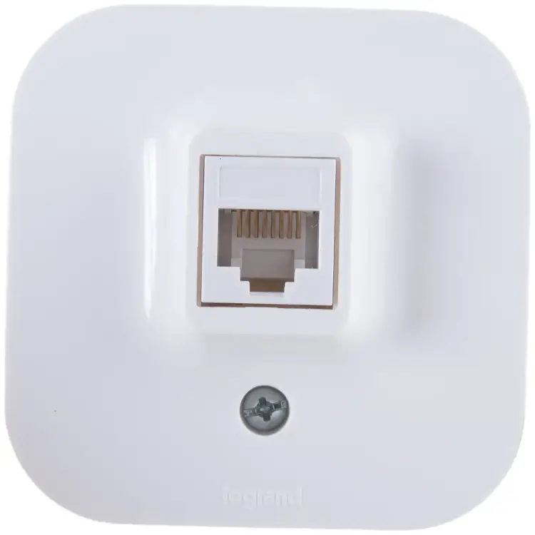 Информационная одинарная розетка Legrand Quteo 782224 255255