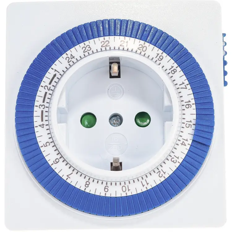Розетка Smartbuy SBE-STM1