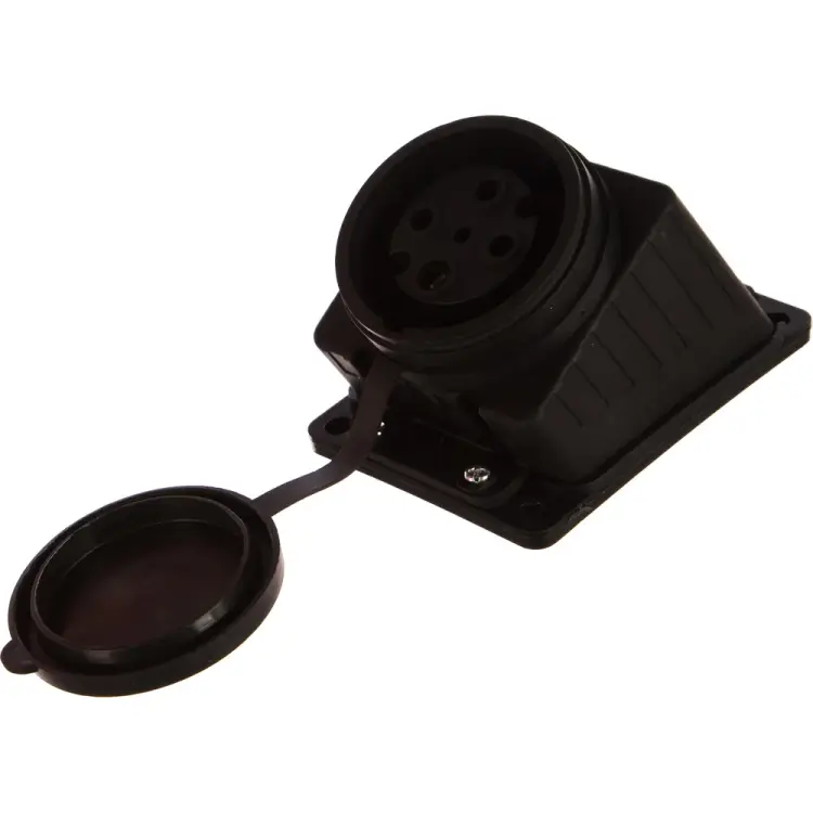 Трехфазная наклонная розетка Lezard 202 332-0100-0202/202