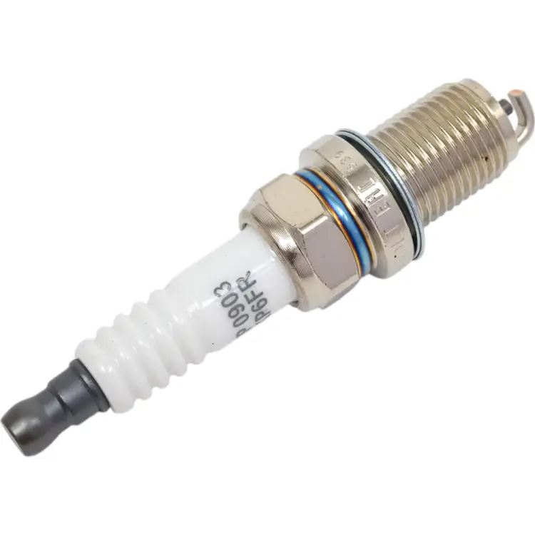 Свеча зажигания для Renault Logan (08-)/Nissan Almera G15 (12-) K4M 1.6i StartVOLT VSP 0903 Свеча зажигания для Renault Logan (08-)/Nissan Almera G15 (12-) K4M 1.6i StartVOLT VSP 0903
