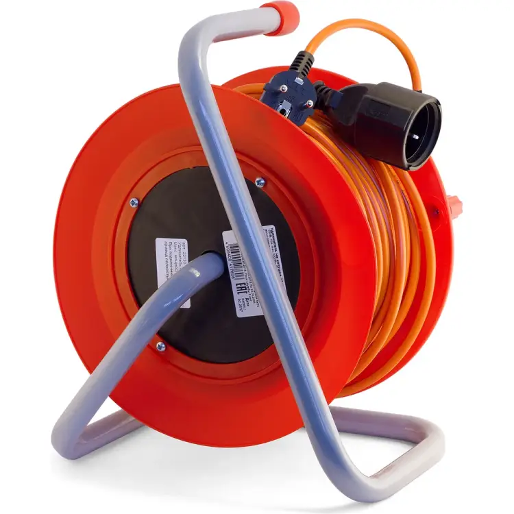 Силовой удлинитель на катушке LUX К1-Е-50 4606400417620