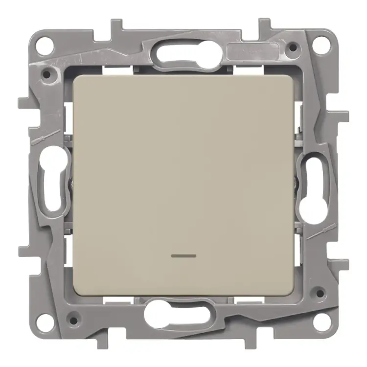 Одноклавишный механизм переключателя Legrand Etika Plus 672315