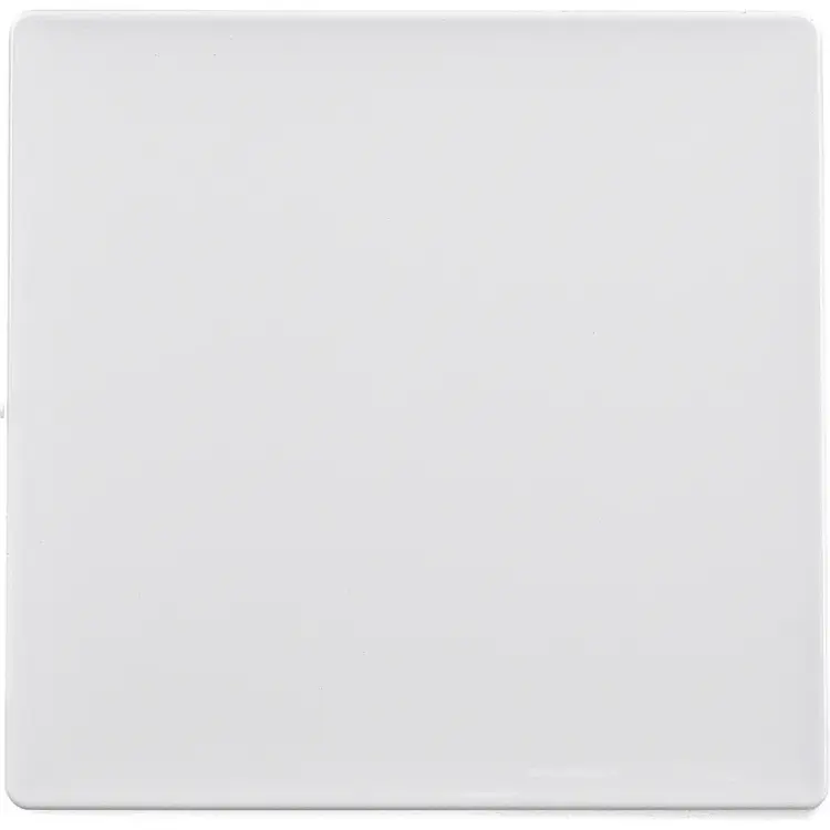 Лицевая панель для 1-клавишного выключателя Legrand Valena Life 755000