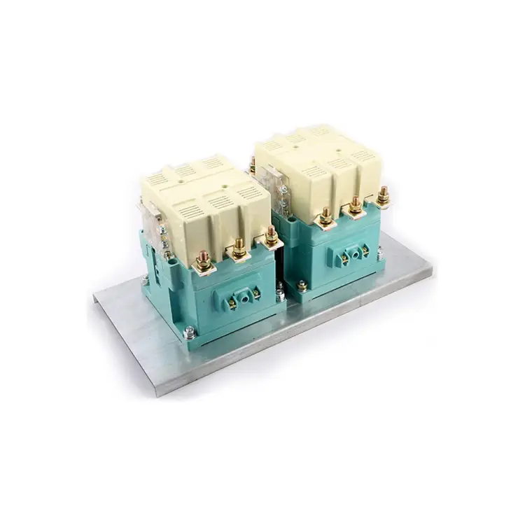 Пускатель ВТМ ПМ 12-100500-100А-380АС-(4з+4р)-УХЛ4-В 0038917 ВТМ00038917