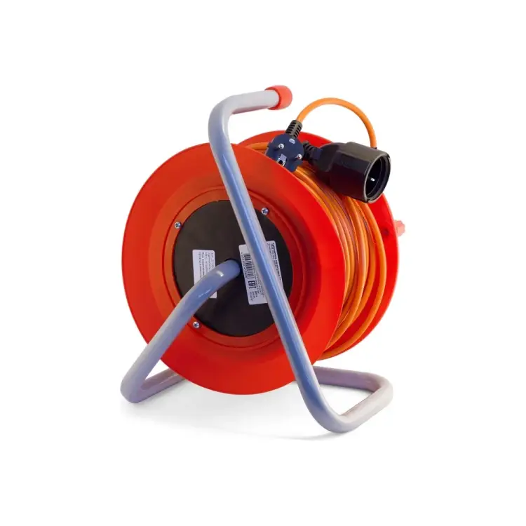 Силовой удлинитель на катушке LUX К1-Е-40 4606400417613