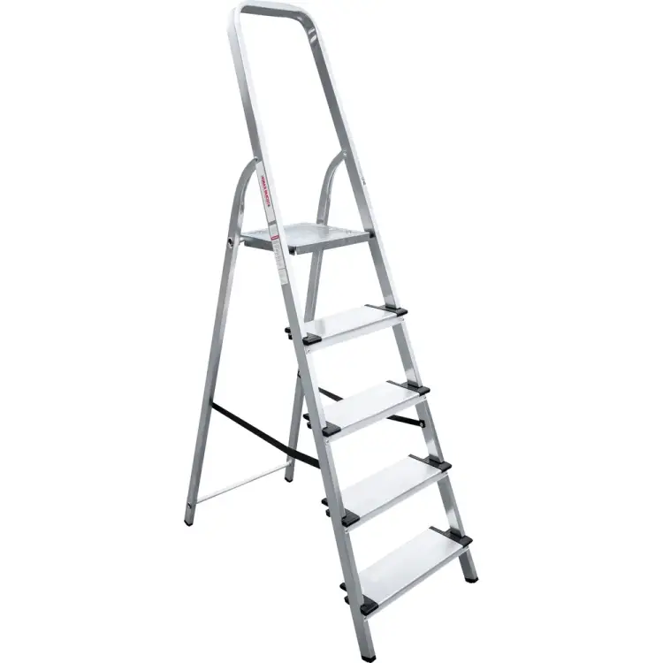 Алюминиевая стремянка Новая Высота 1117105 Алюминиевая стремянка Новая Высота 1117105