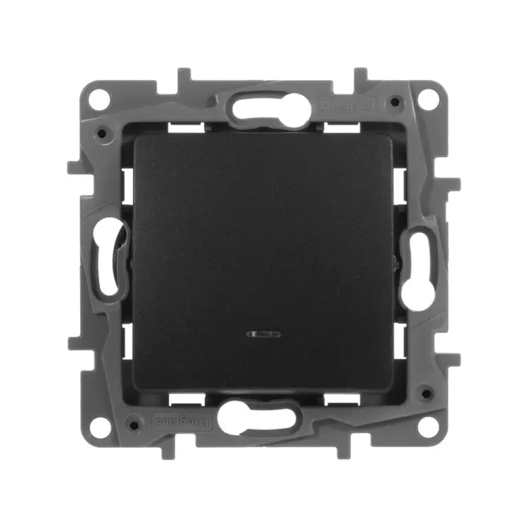 Одноклавишный выключатель Legrand Etika 672603