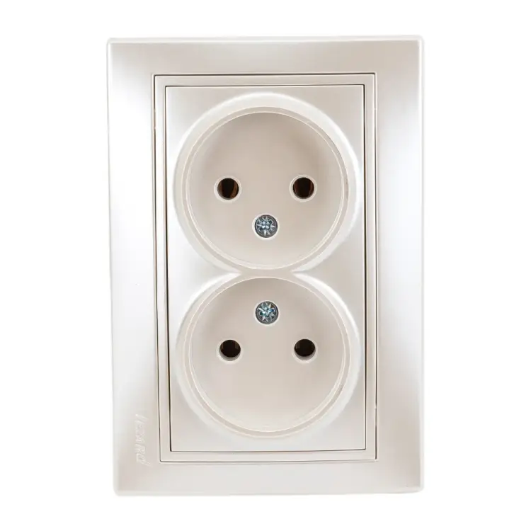 Розетка Lezard Мира 701-3030-128