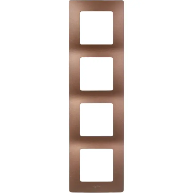 Рамка Legrand Etika 672574