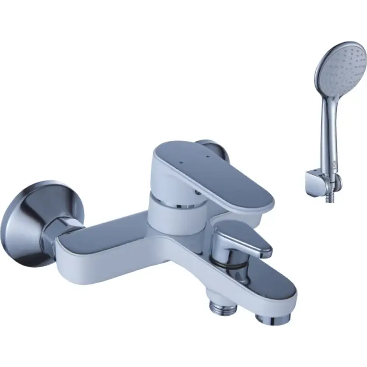 Монолитный смеситель для ванны DIADONNA D87-330117W