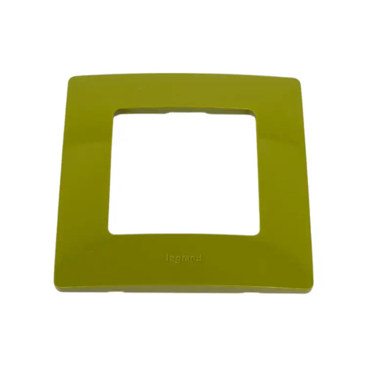 Рамка Legrand Etika 672541