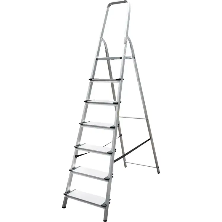 Алюминиевая стремянка Новая Высота 1117107 Алюминиевая стремянка Новая Высота 1117107