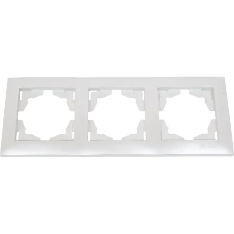 Трехместная рамка EKF Валенсия EWM-G-303-50