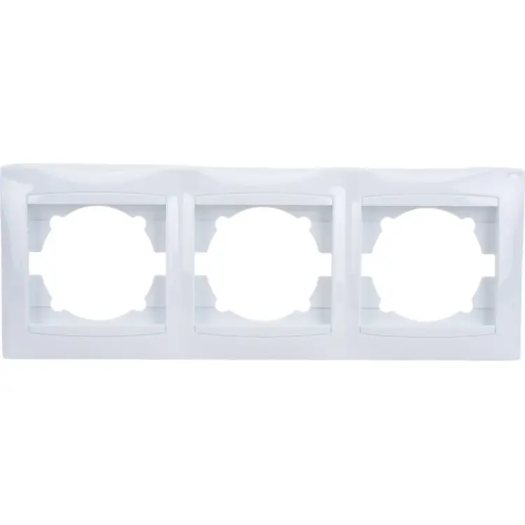 Трехпостовая горизонтальная рамка TDM ELECTRIC Лама SQ1815-0031