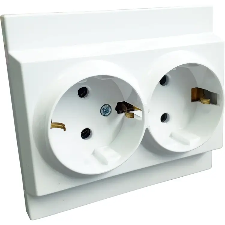 Двухместная розетка Nilson Moda 21111025