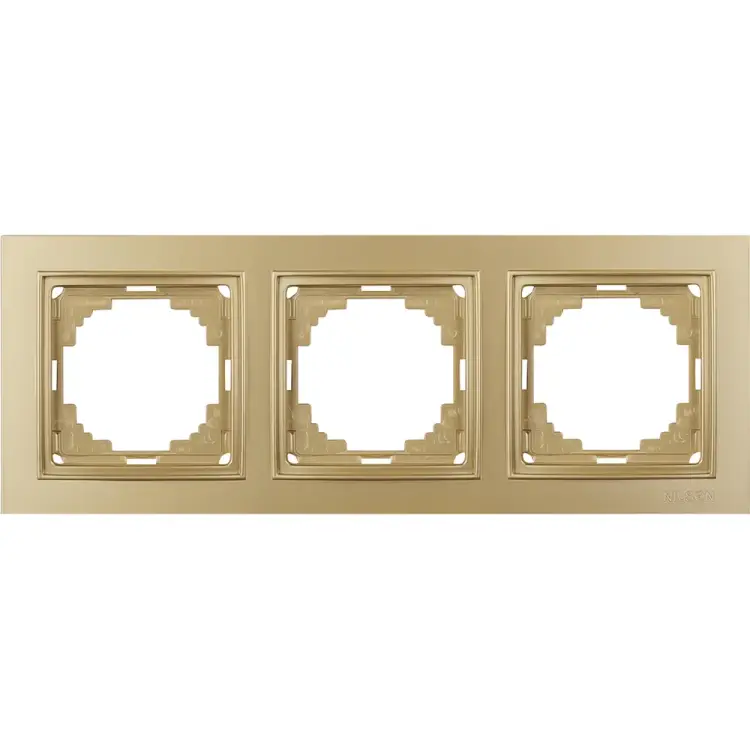 Трехместная рамка Nilson THOR Metallic 27150093
