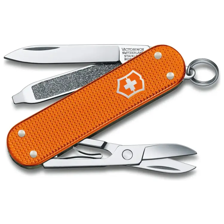 Нож-брелок Victorinox Classic Alox LE 2021 0.6221.L21