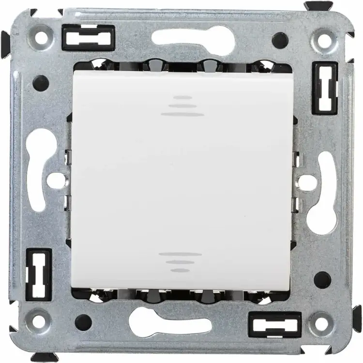 Одноклавишный инвертор в стену DKC Avanti 4400123