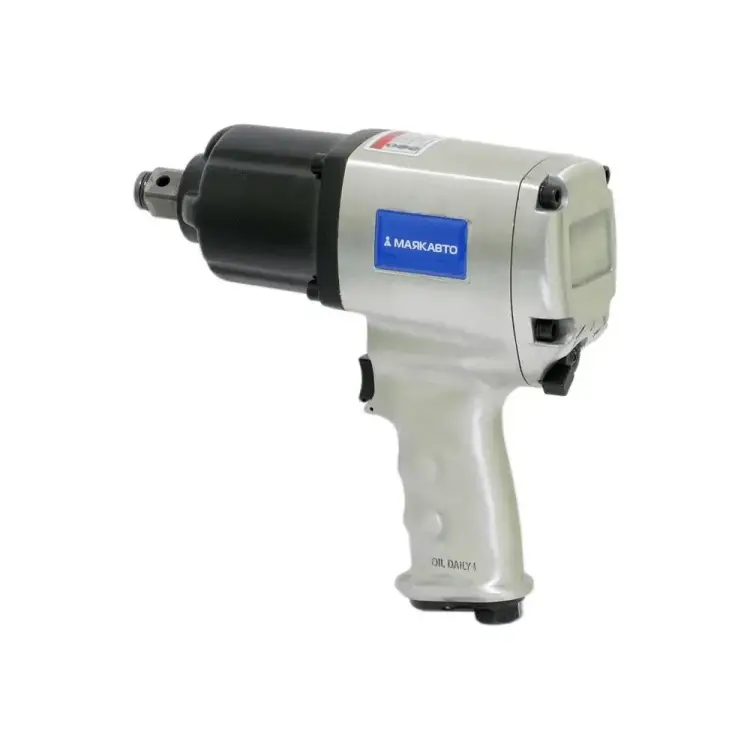 Пневмогайковерт МАЯКАВТО 55601м Пневмогайковерт МАЯКАВТО 55601м