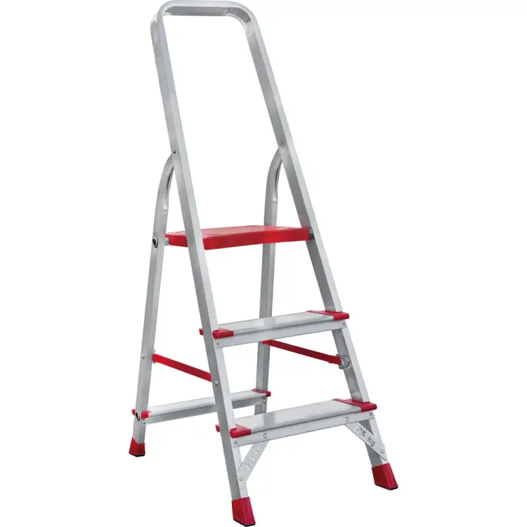 Алюминиевая стремянка Новая Высота 5110103 Алюминиевая стремянка Новая Высота 5110103
