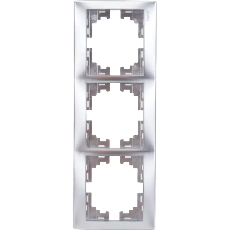 Горизонтальная трехместная рамка Lezard MIRA 701-1000-148