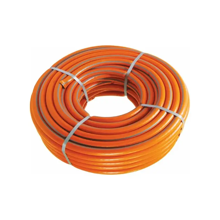 Трехслойный армированный поливочный шланг Usp Садовник 77286-12 Трехслойный армированный поливочный шланг Usp Садовник 77286-12