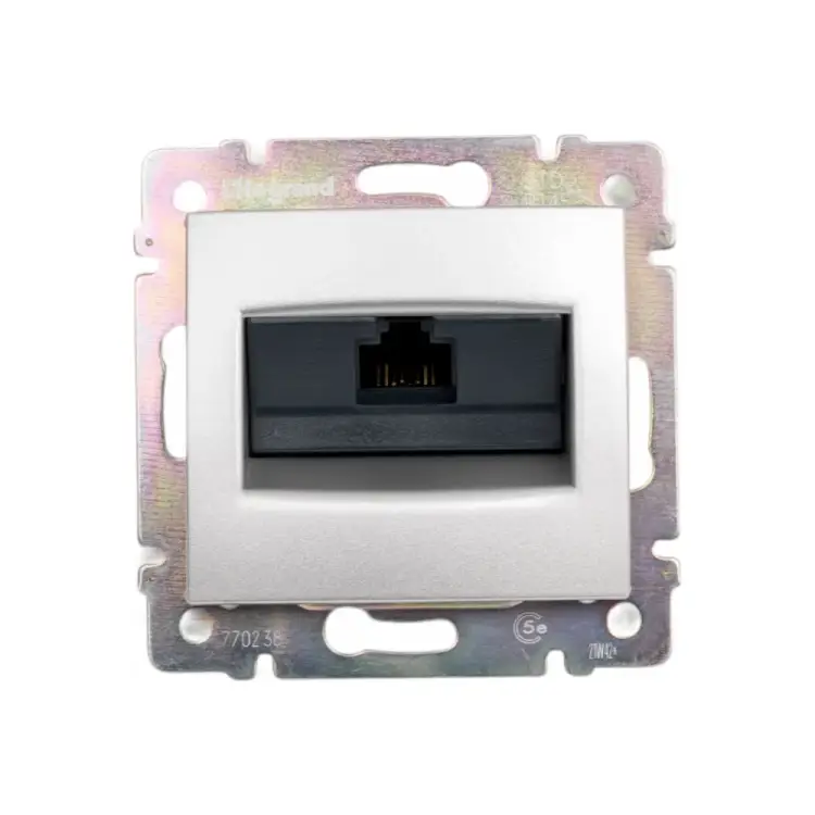 Компьютерная розетка Legrand Valena 770238