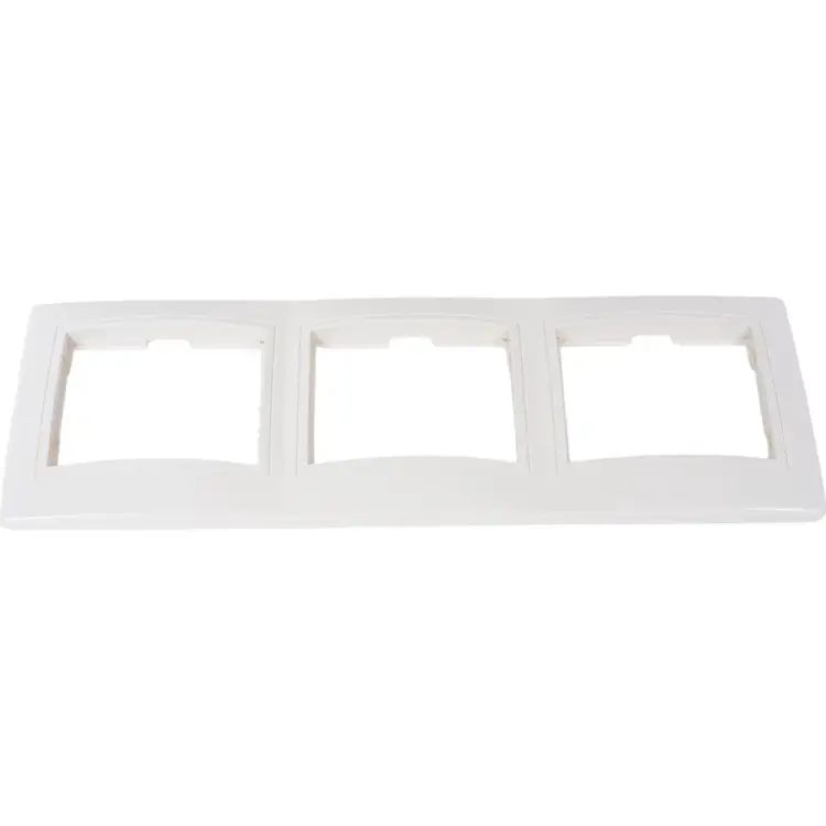 Горизонтальная трехместная рамка Smartbuy Венера SBE-01w-00-FR-3