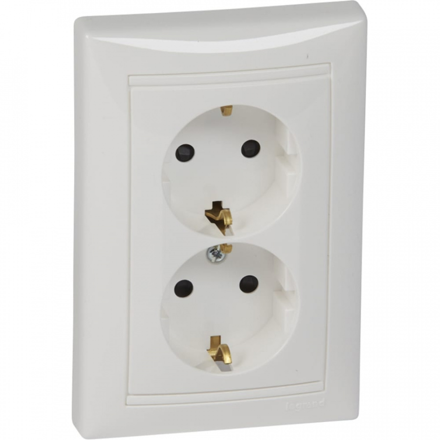 Двухместная розетка Legrand Valena