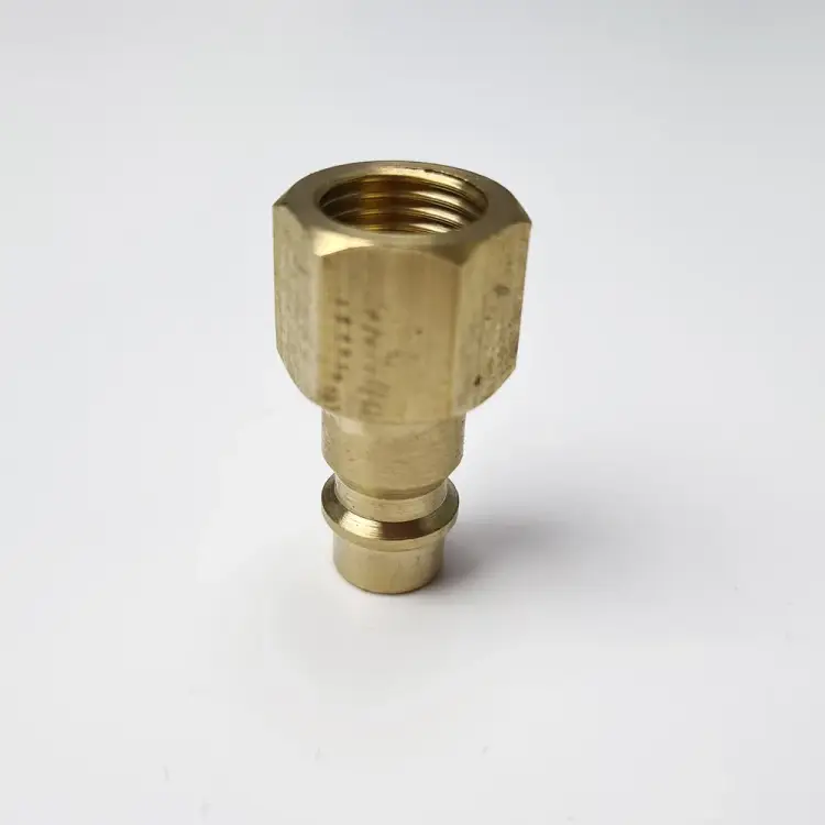 Быстроразъемный латунный штуцер Профитт 9277376