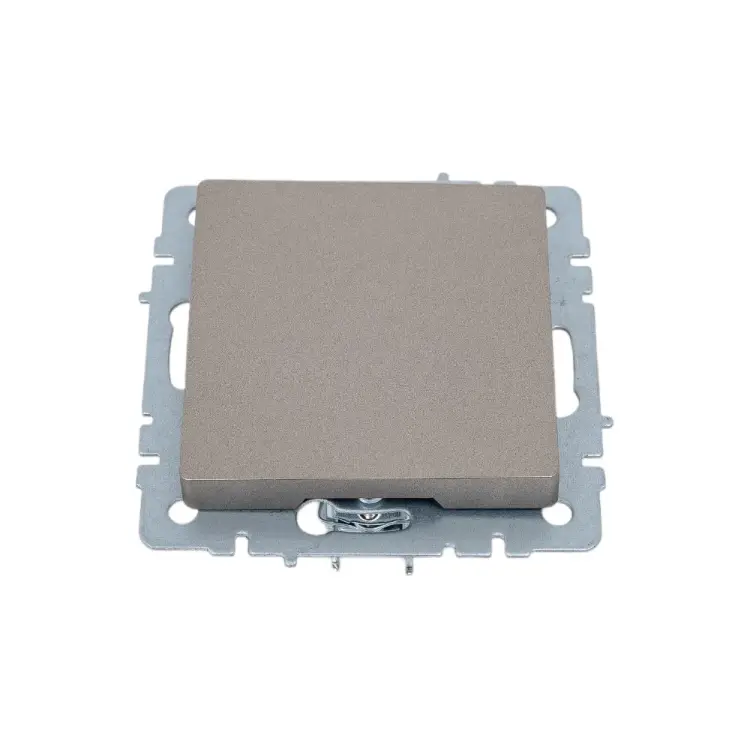 Заглушка с суппортом IEK Brite мз10-брш BR-PL10-K37