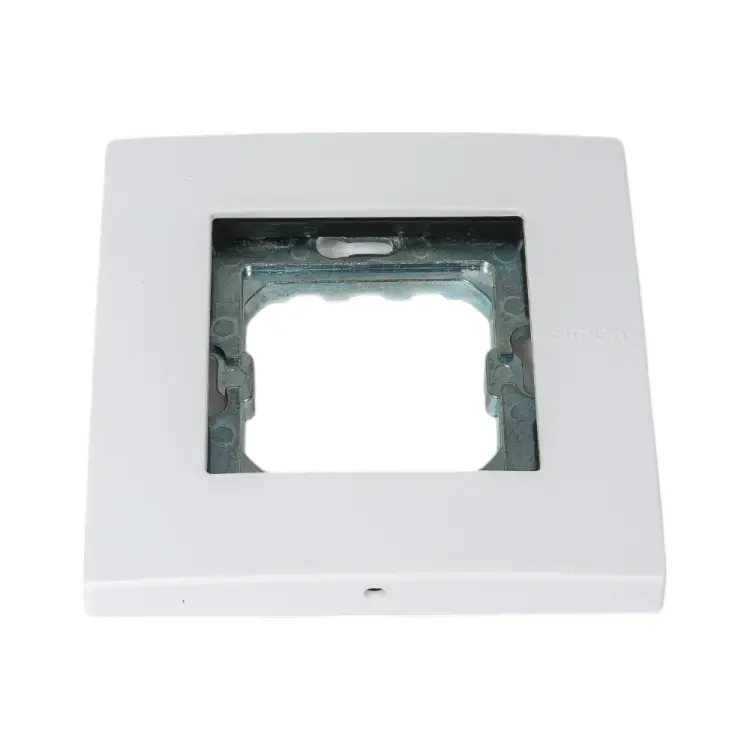 Универсальная рамка Simon 2705610-030