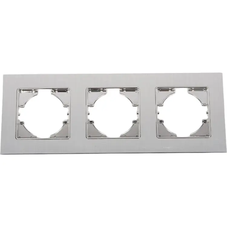 Трехместная рамка GUSI Electric С1130-034