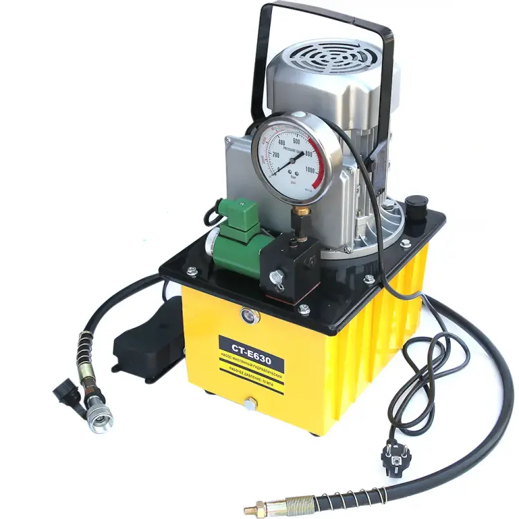 Маслянный гидравлический поршневой насос Car-tool CT-E630