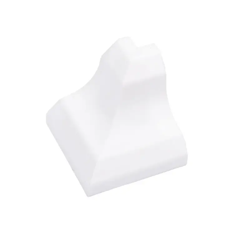 Наружный угол пвх к плинтусу Центурион 2228