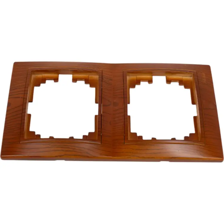 Двухместная вертикальная рамка Lezard MIRA 701-0801-152