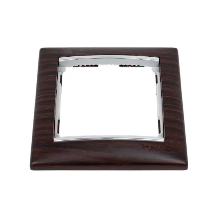 Одноместная рамка Legrand Valena 770371