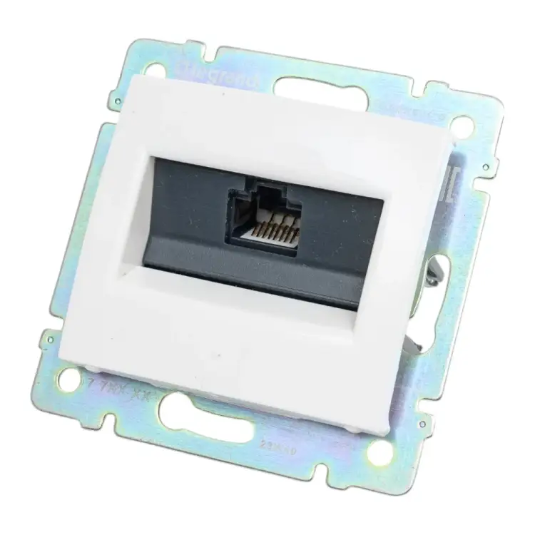 Розетка Legrand Valena 774246