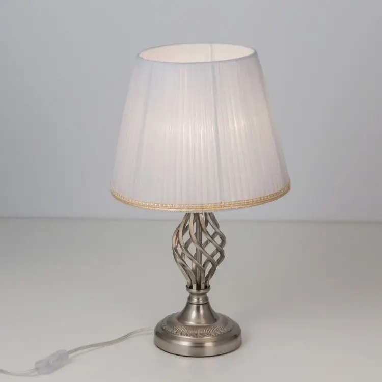 Настольная лампа Citilux Вена CL402811