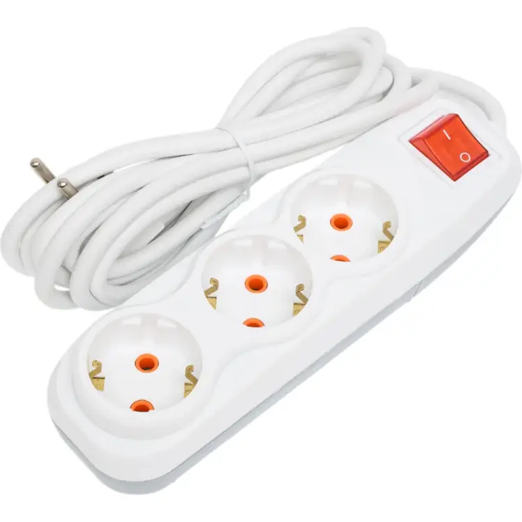 Трехместный удлинитель Nilson 43131103