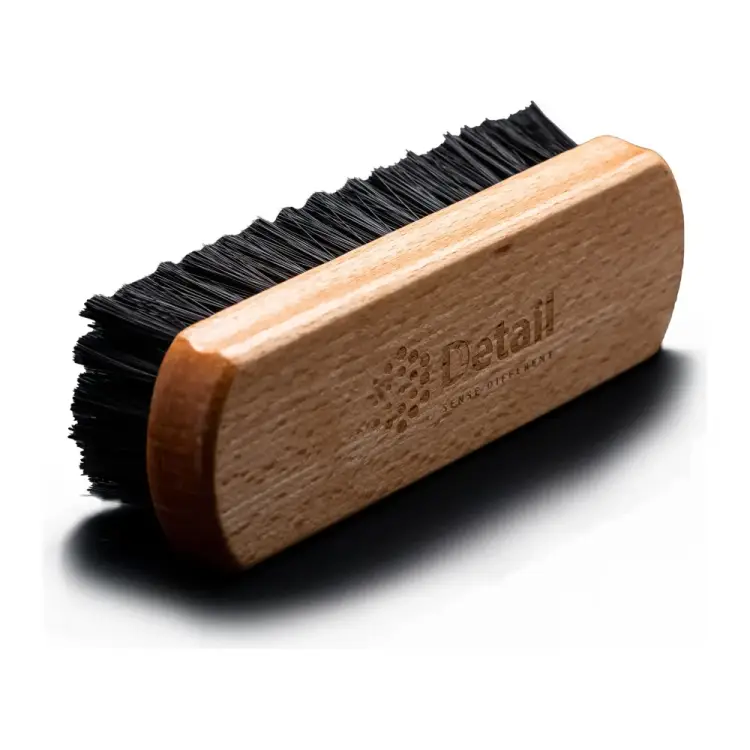 Универсальная щетка для очистки пластика сидений Detail DT-0235